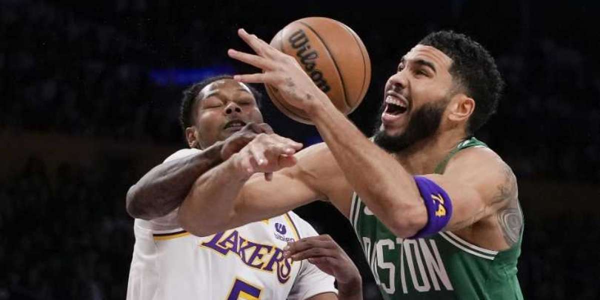 Tatum leads Celtics to Christmas conquest as arena receives Kobe hero worship