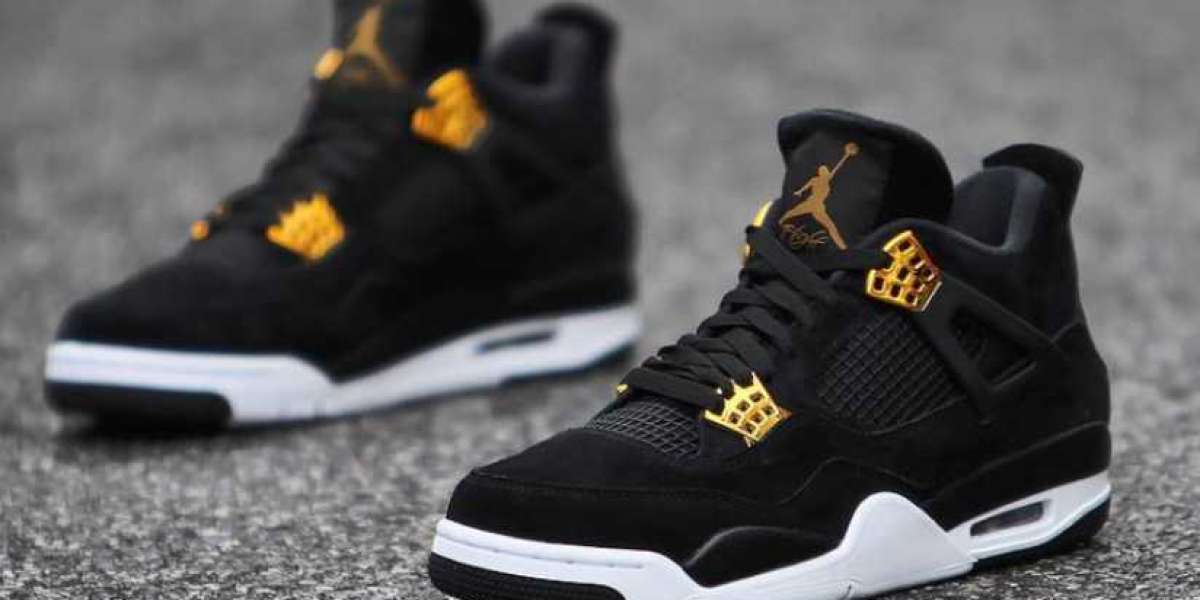 Air Jordan 4 Retro Royalty: A Royal Look for a King