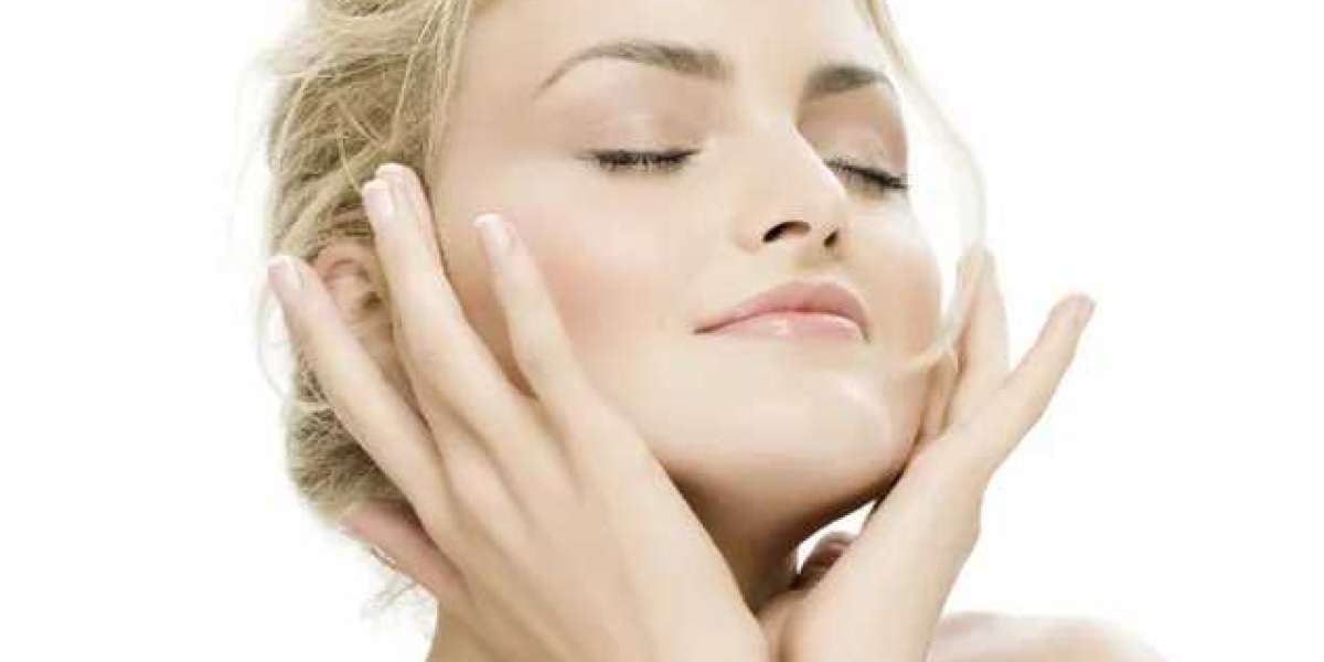 Morning Skincare Routine for Women
