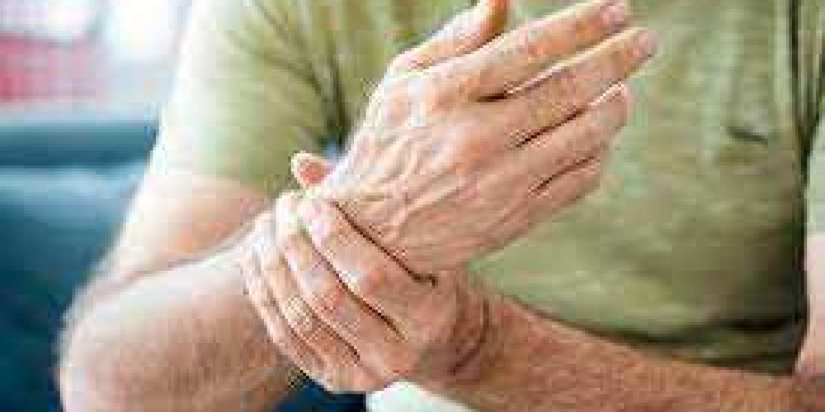 Is Your Wrist Pain Serious? Here's How to Tell
