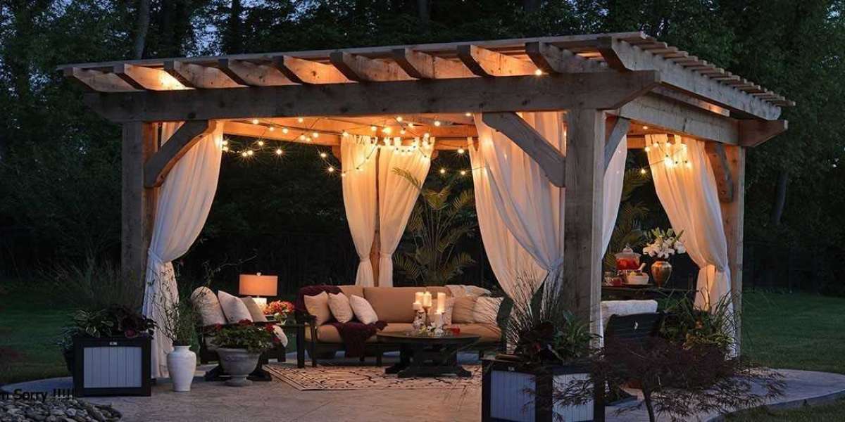 Year-Round Outdoor Sanctuary: Bringing the Indoors Outside