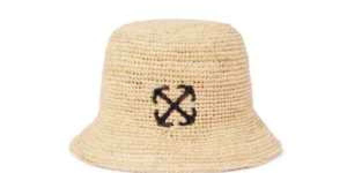 Off-White Hat, A Stylish Accessory with a Statement