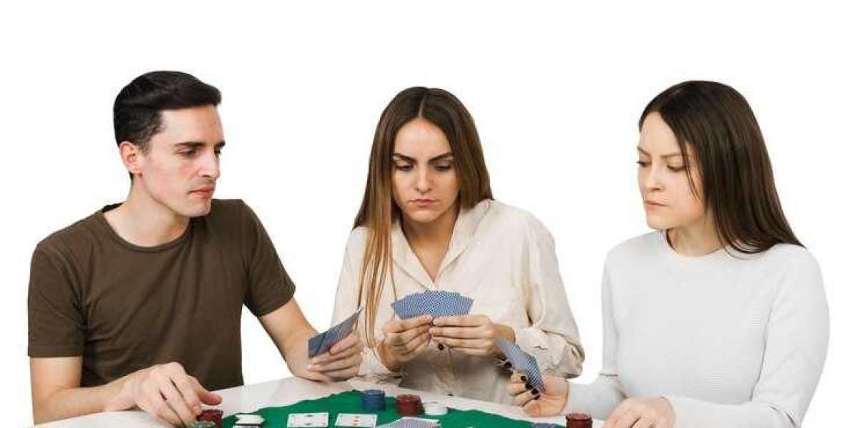 Winning Strategies for Teen Patti Real Cash Games: Tips from the Pros