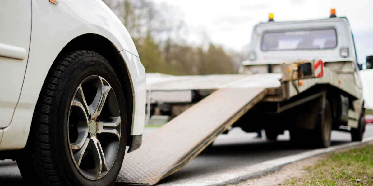 Car Towing in Fallbrook - Sum's Towing Services LLC