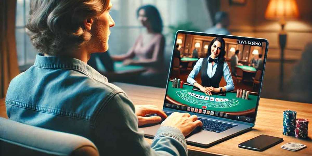 Mastering Online Poker Tournaments